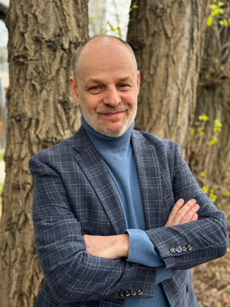 Prof. Julian Sienkiewicz