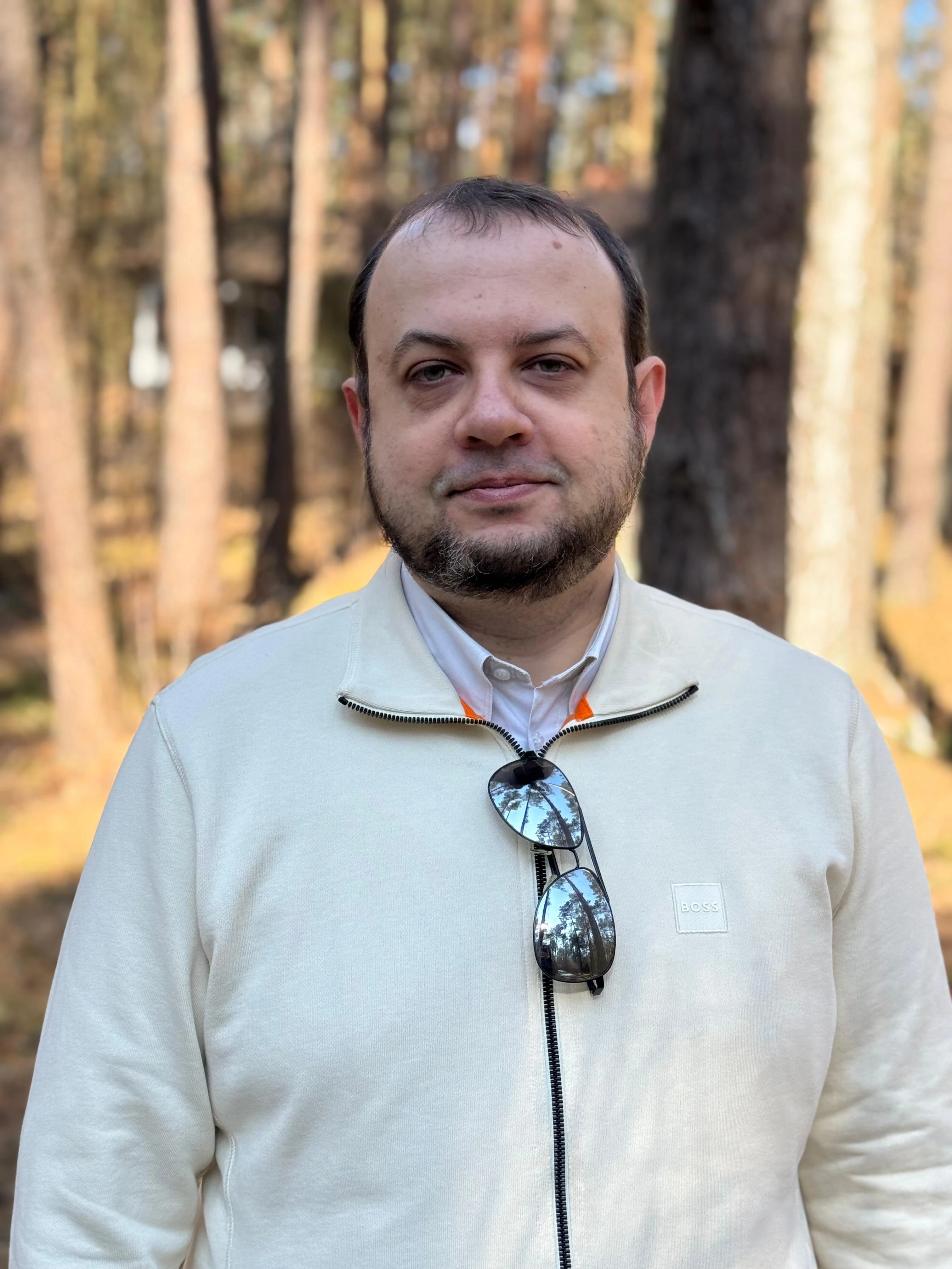 Dr. Maciej Świechowski